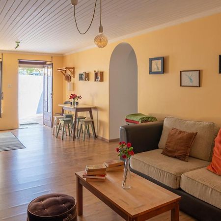 Lemon Tree Hostel อารีอา บรันกา ภายนอก รูปภาพ
